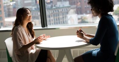 Mastering Negotiation: A Guide for Women Leaders